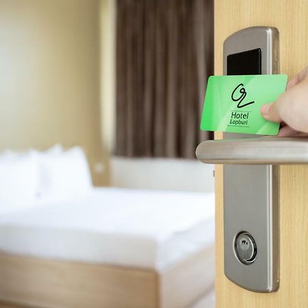 O2 Hotel Lop Buri Esterno foto